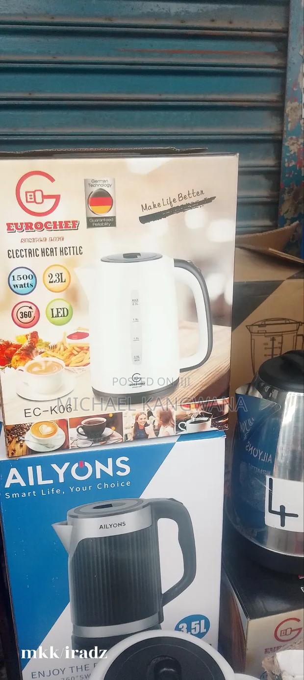 Electric Water Kettle - thumbnail 3