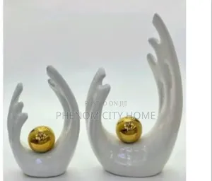 2 Piece Decorative Vases With Gold