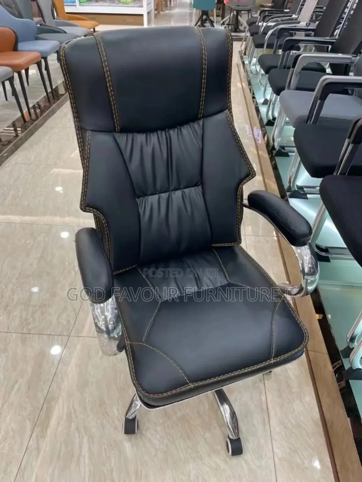 Ergonomic High Back Leather Office Chair Black Vs2w
