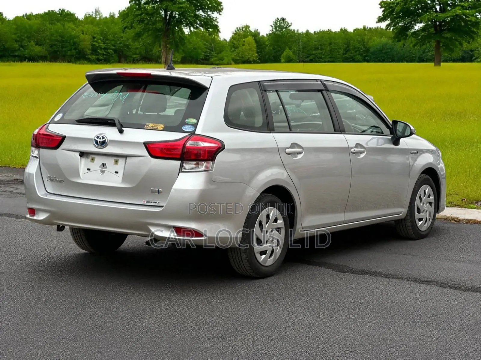 Toyota Corolla Fielder 2018 Silver