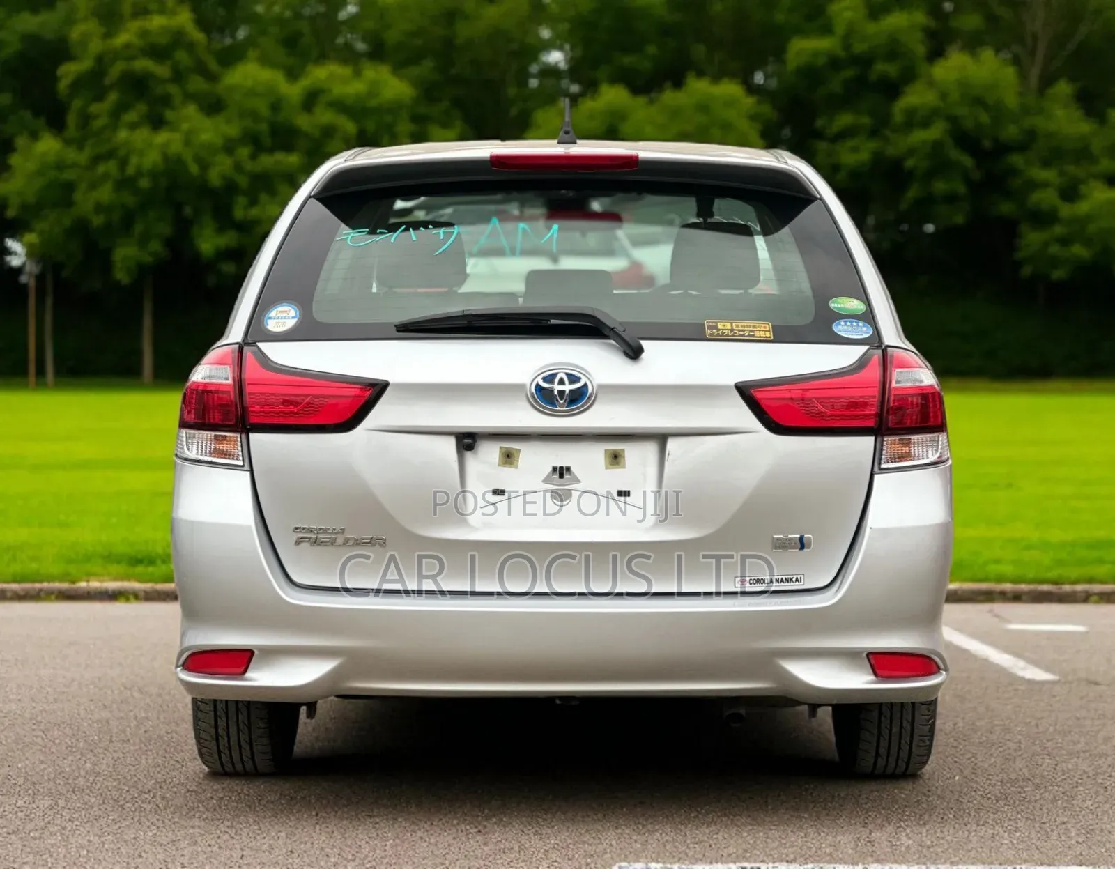 Toyota Corolla Fielder 2018 Silver