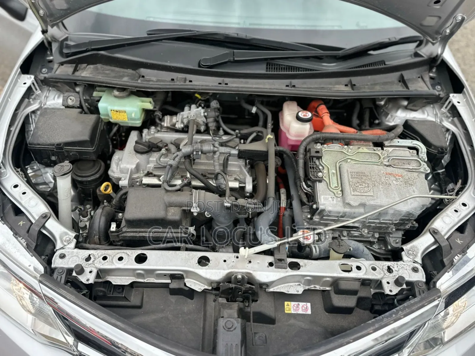Toyota Corolla Fielder 2018 Silver