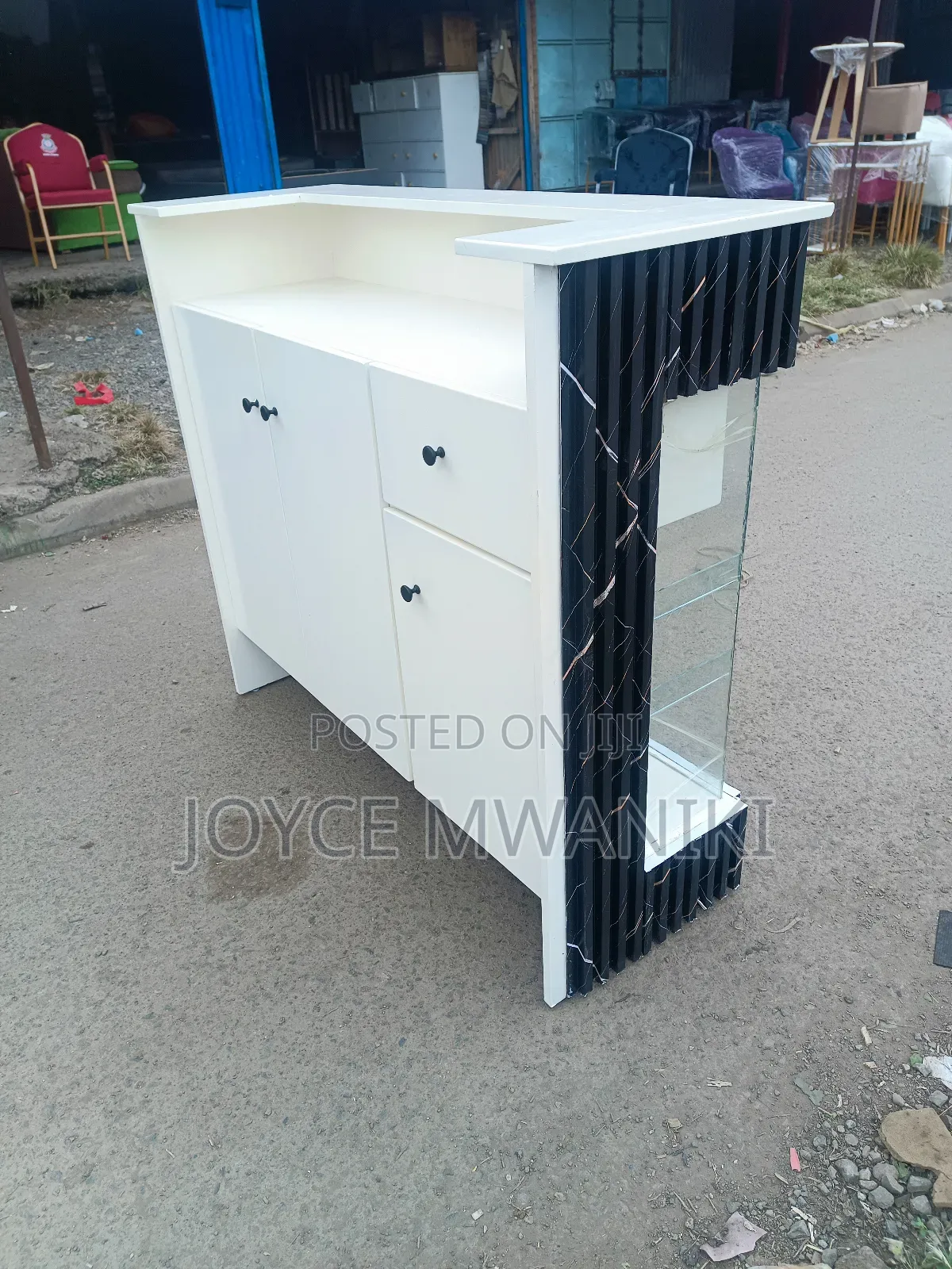 Reception Desk With Display Area 