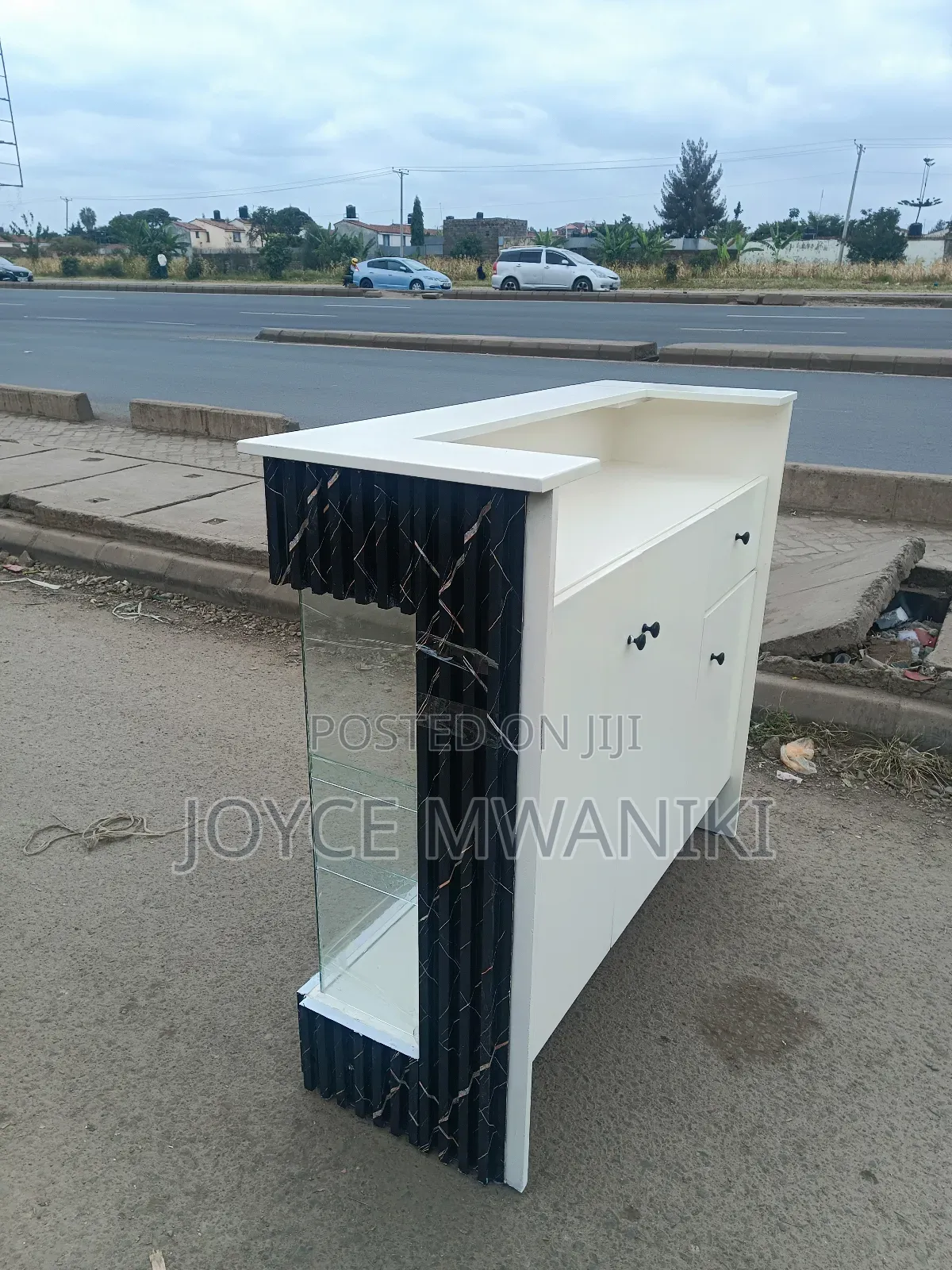 Reception Desk With Display Area 