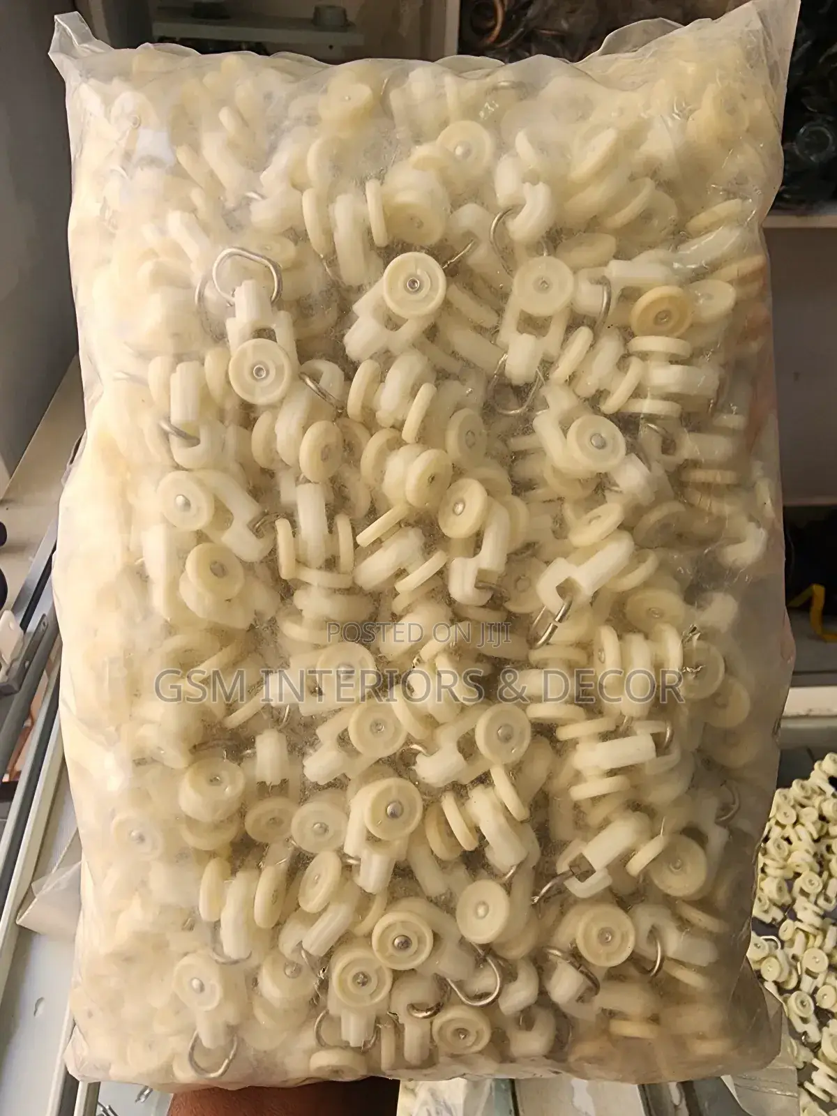 Curtain Rail Runners Packet 500 Pieces