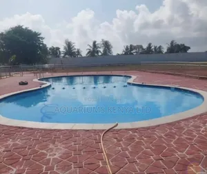 8-Shape Swimming Pool Construction 