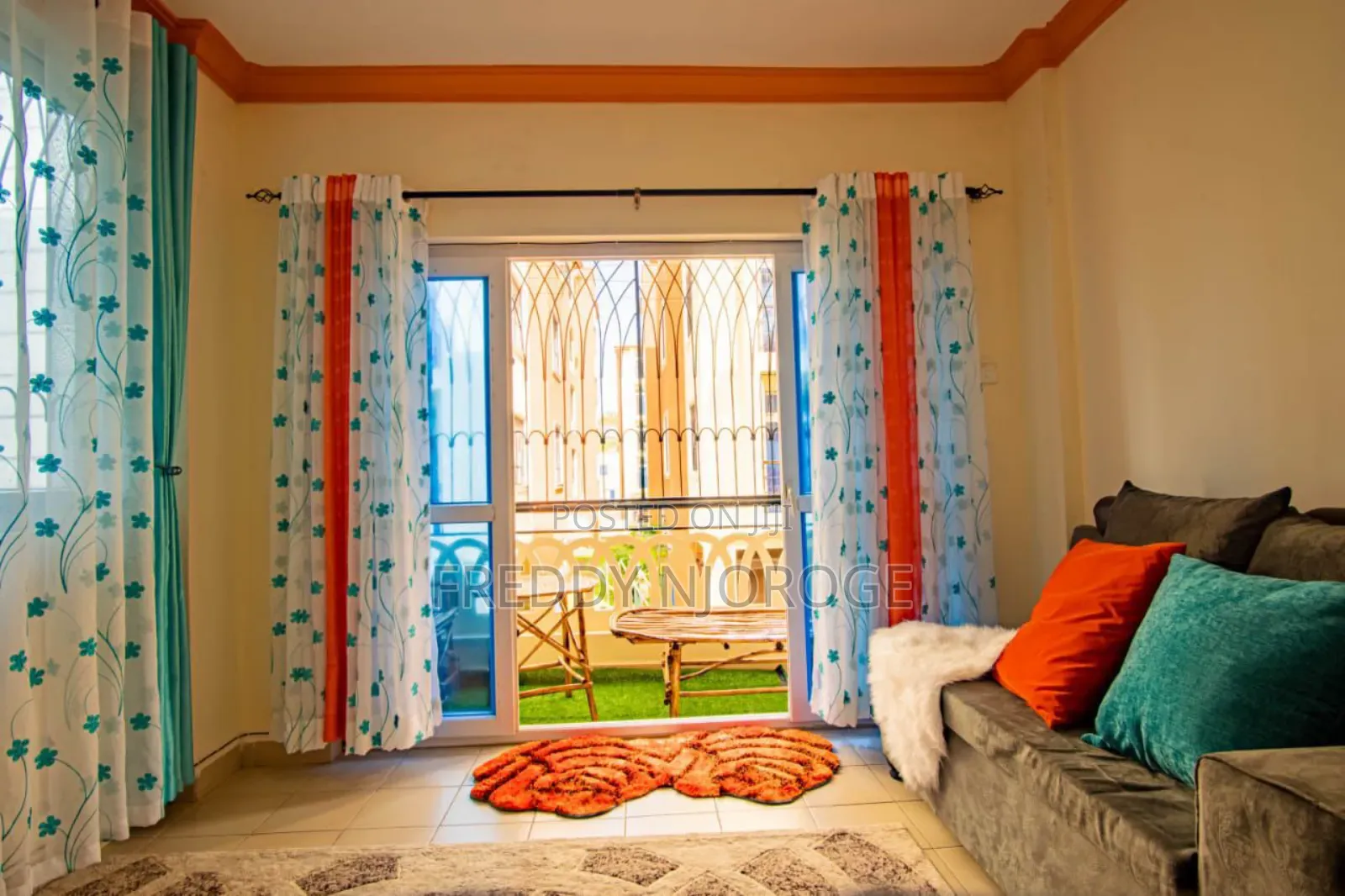 Executive Fully Furnished 3 Bedroom Unit With Pool Gym.