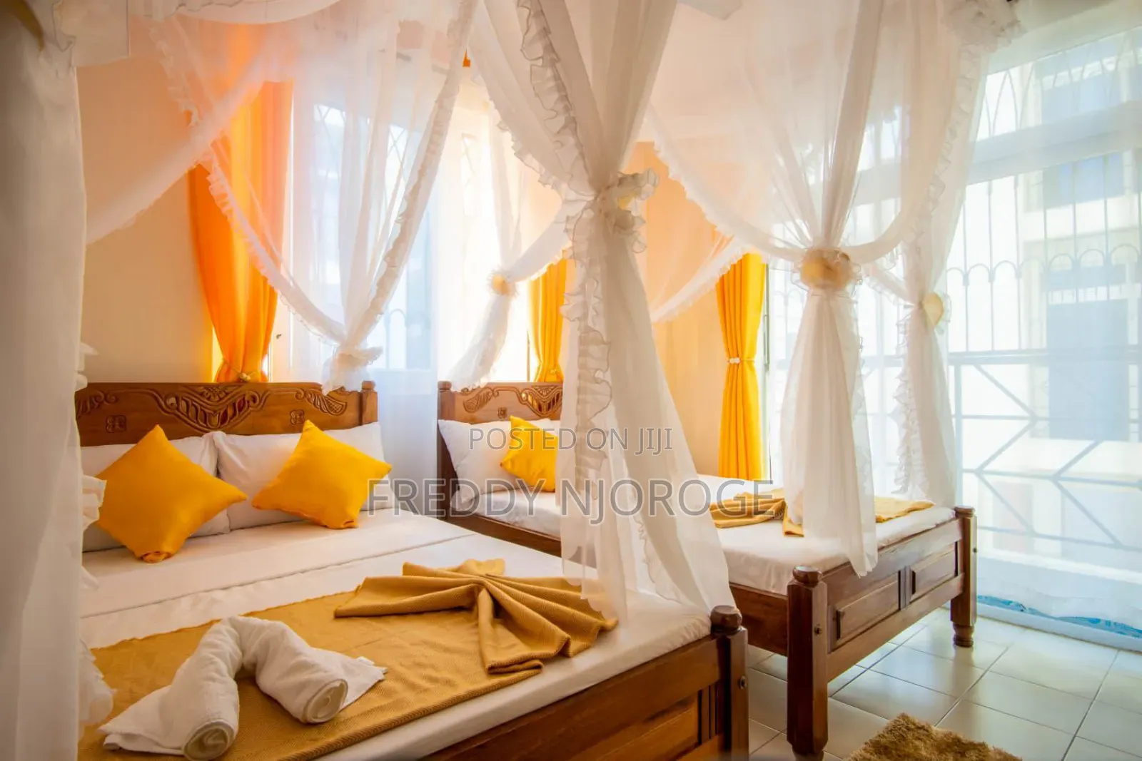 Executive Fully Furnished 3 Bedroom Unit With Pool Gym.