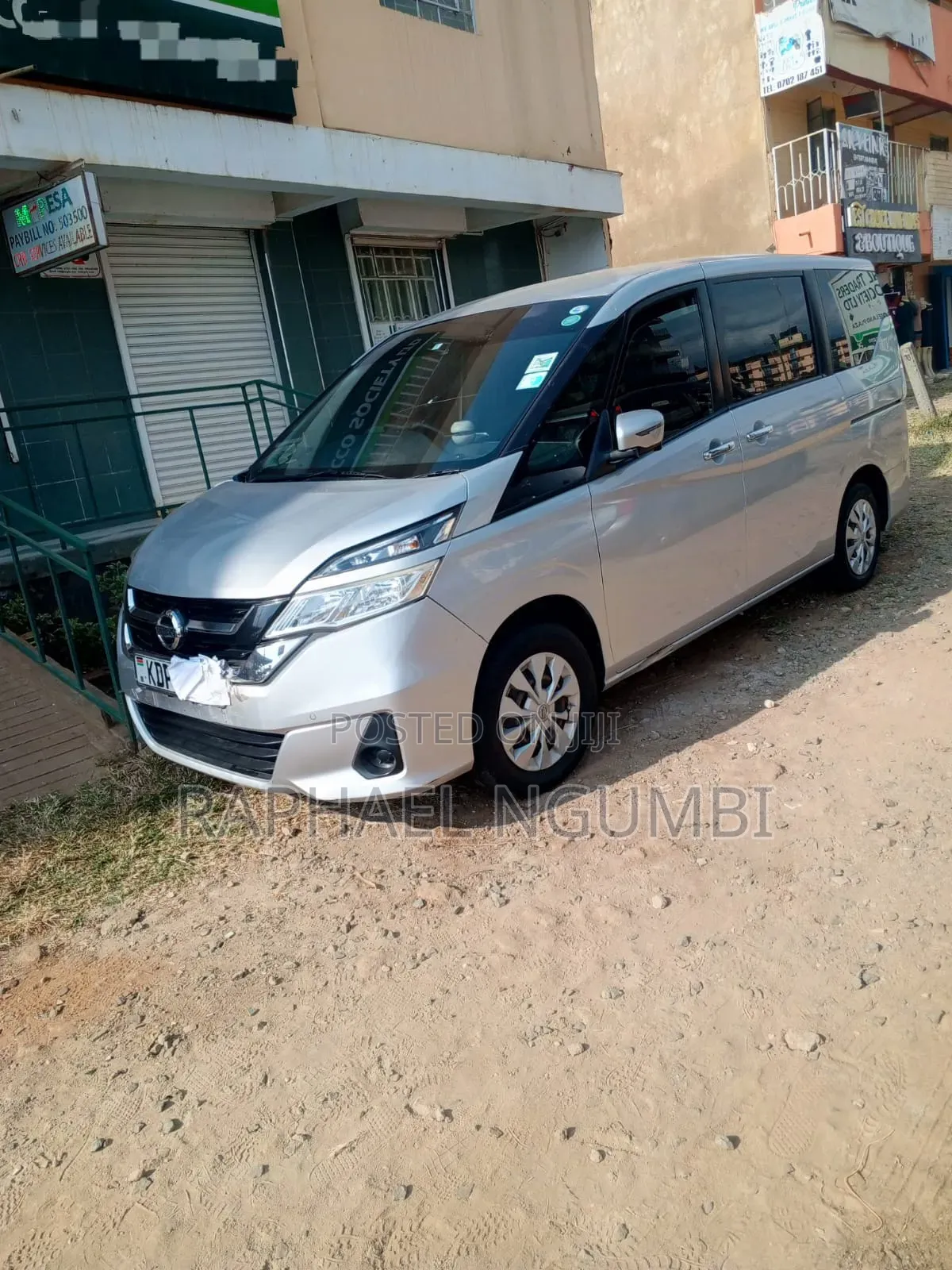 New Nissan Serena 2017 Silver
