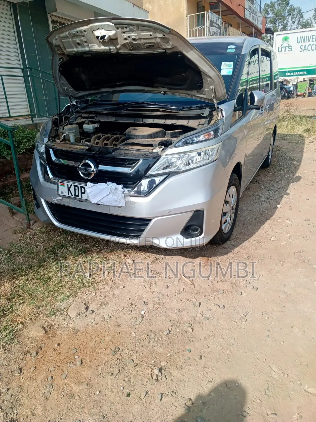 New Nissan Serena 2017 Silver