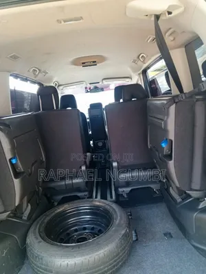 New Nissan Serena 2017 Silver