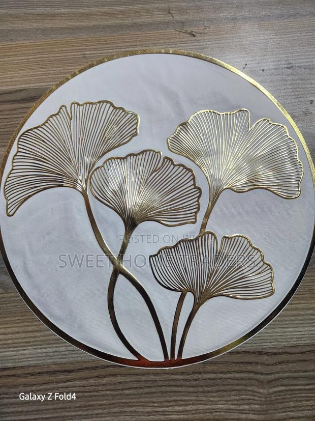 Gold Laminated Table Mat - main view