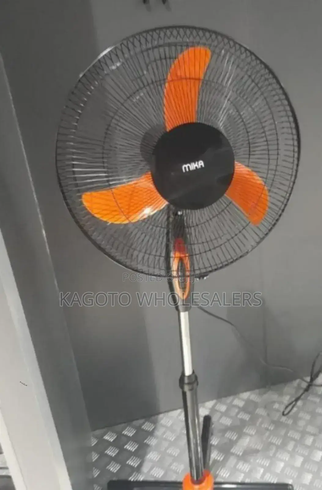 Mika 16 Inches Orange Black Standing Fan Mb-F/5