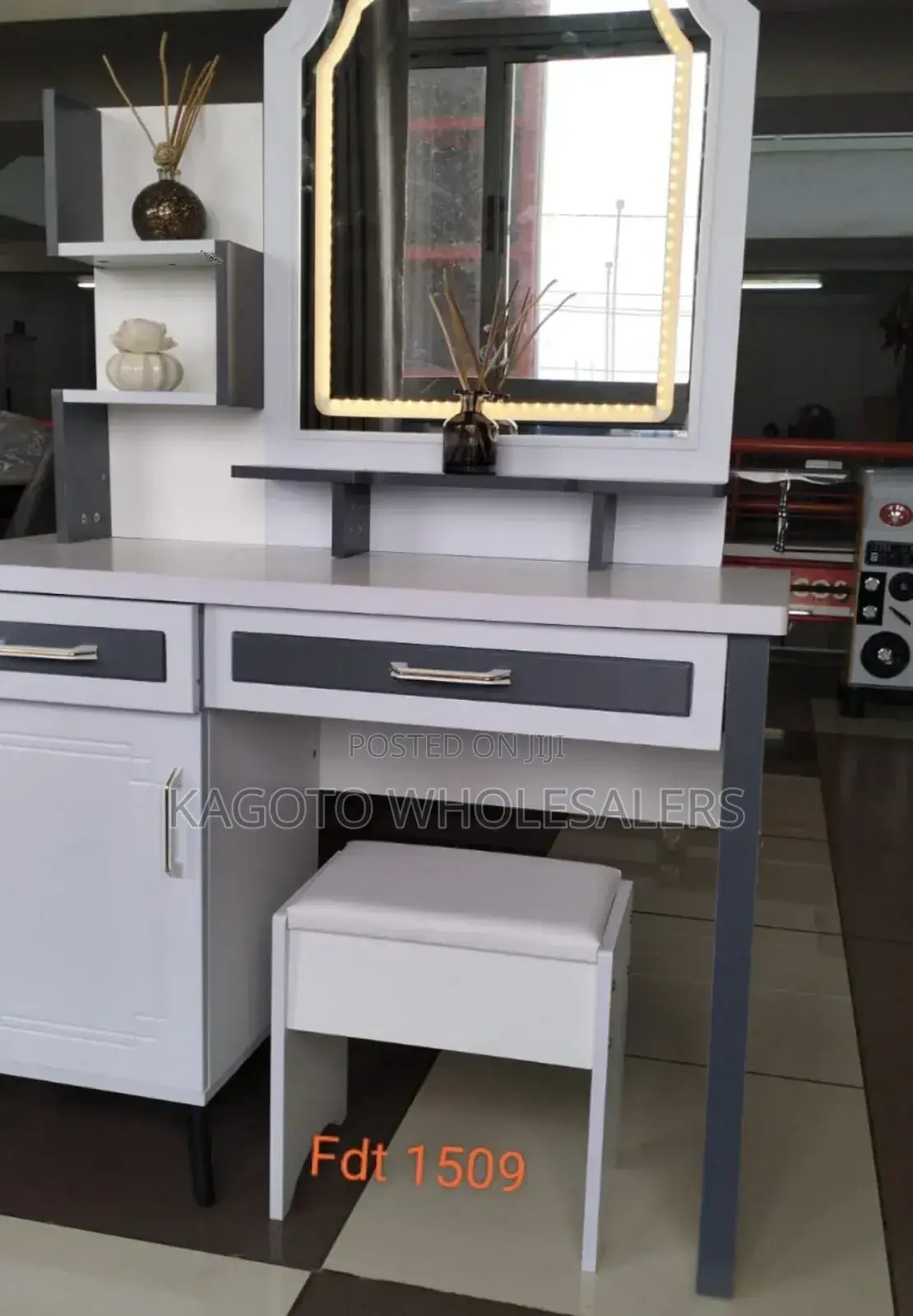 Executive Big Dressing Table Plus Sliding Mirror/ New E-07*