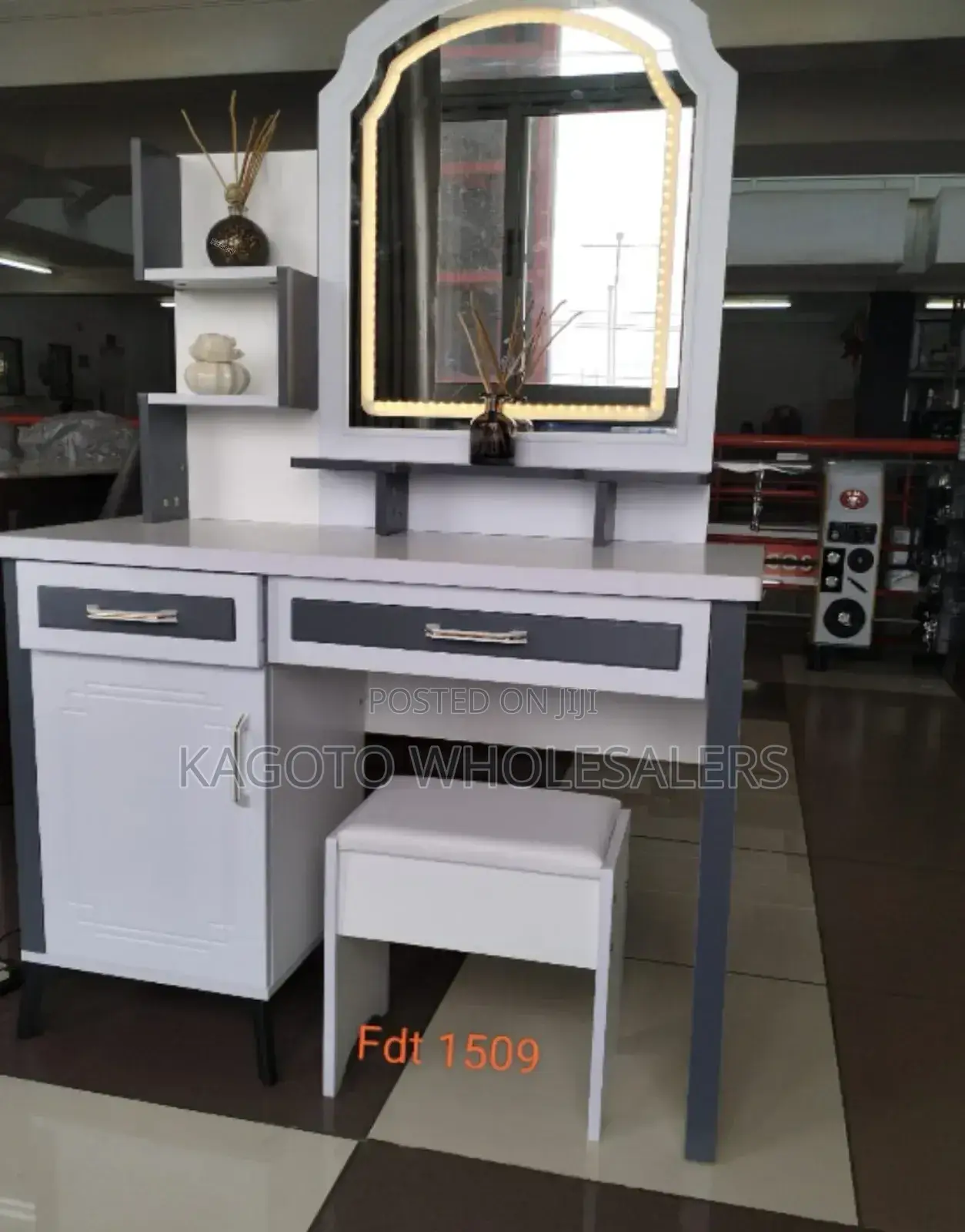 Executive Large Dressing Table +;Sliding Mirror/ New E-07*