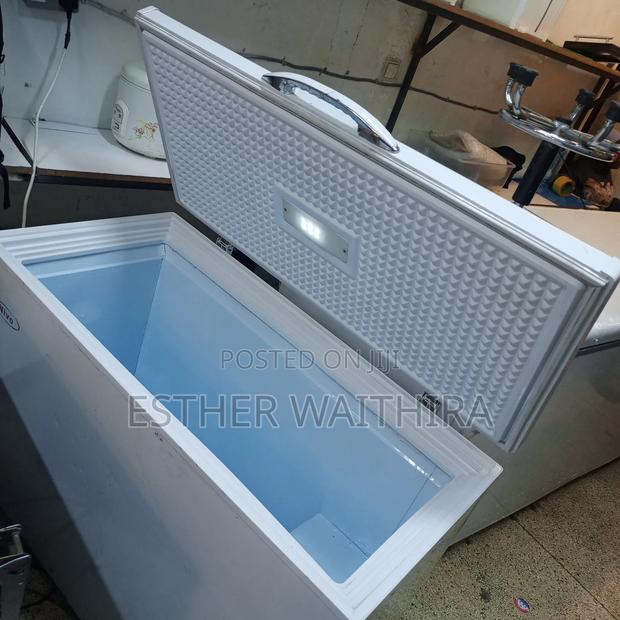 One Door Ramtons Deep Freezer - thumbnail 3