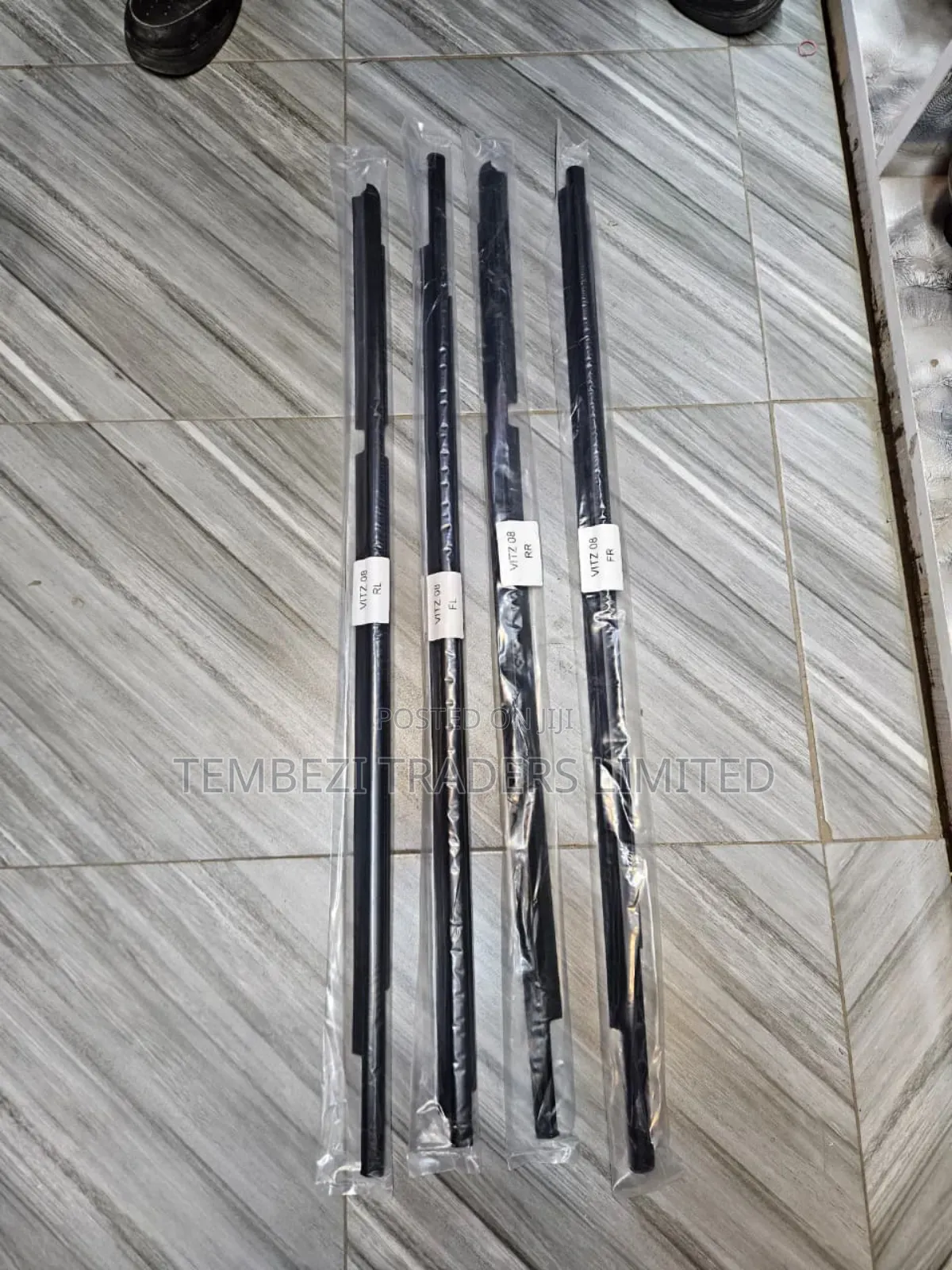 Weather Strips Toyota Vitz 2006