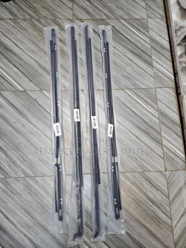 Weather Strips Toyota Corolla 110