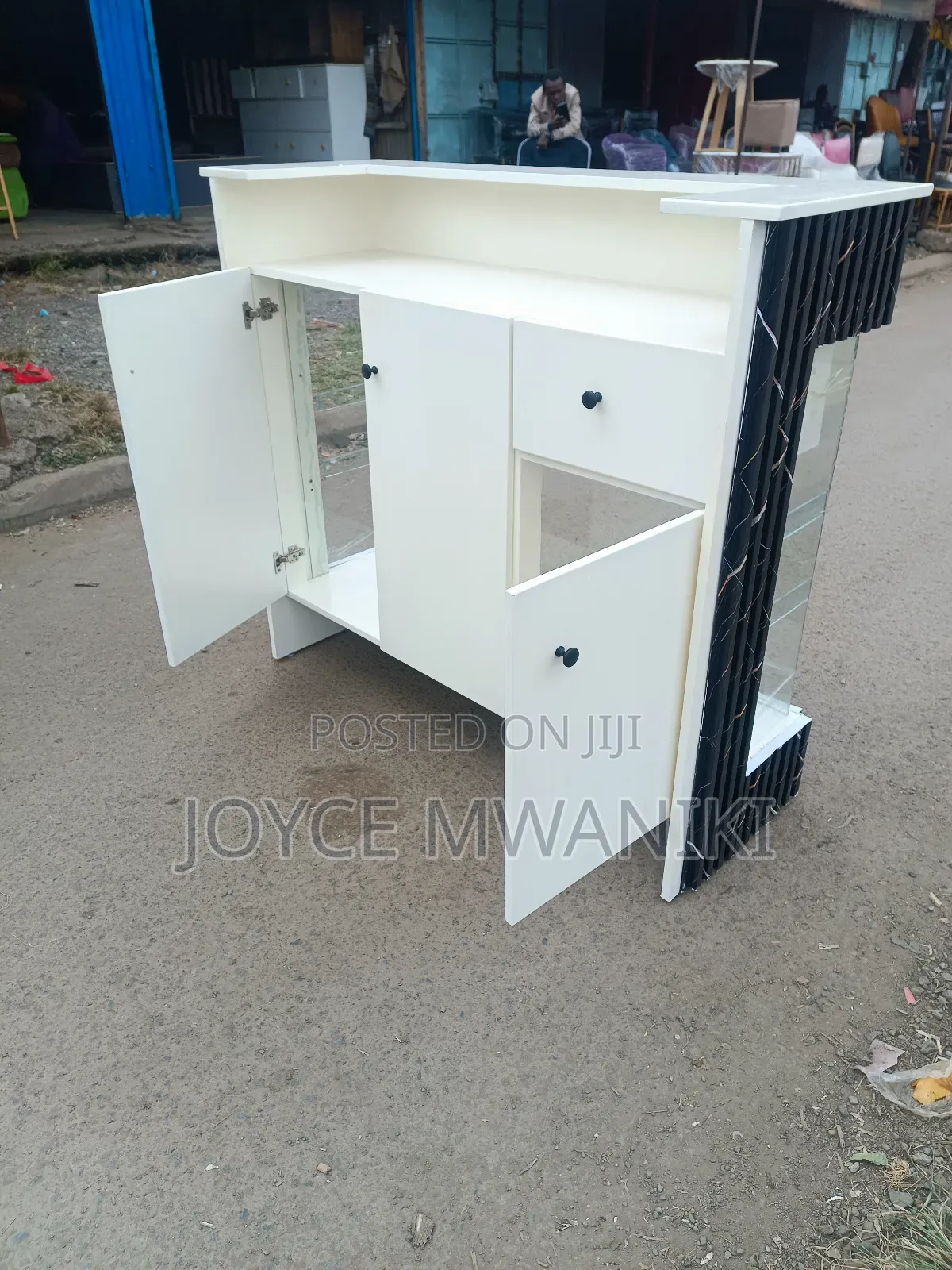 Reception Desk With Display Area 