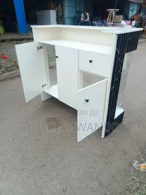 Reception Desk With Display Area 