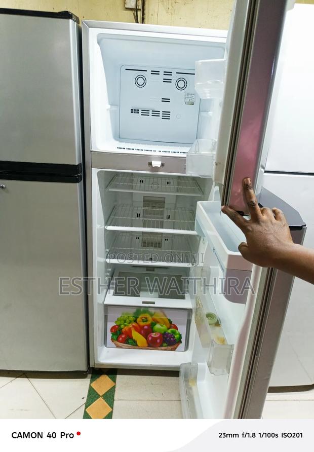 Premier Non Frost Lg Fridge - thumbnail 2