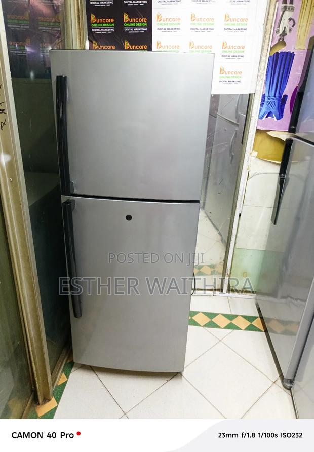 Neat Samsung Fridge (280l) - thumbnail 2