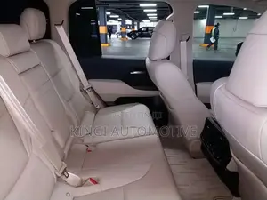 Toyota Land Cruiser 2024 Gray