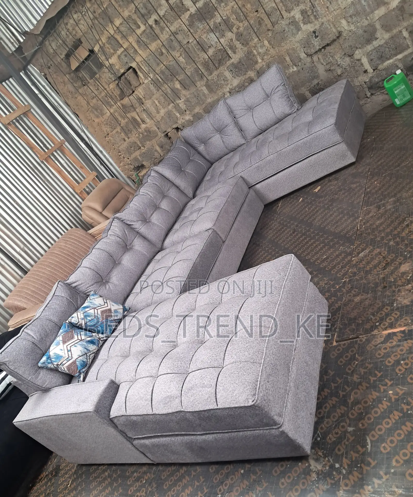 9 Seater U Shaped Seat
