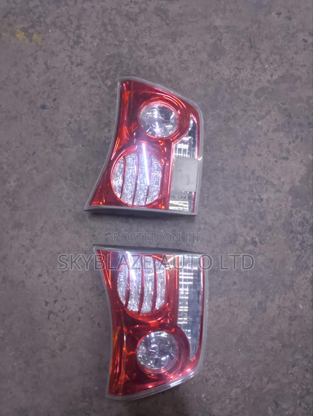 Toyota Harrier 240 Boot Lights