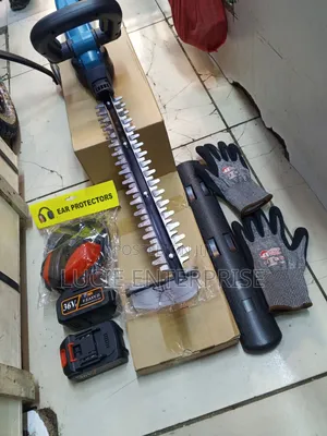 Cordless Hedge Trimmer With Ear Protector and Accessories