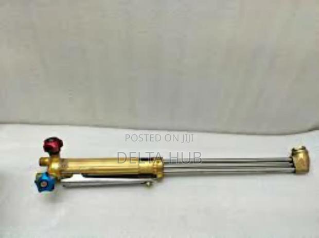 Industrial Cutting Torch – High Heat Output - main view