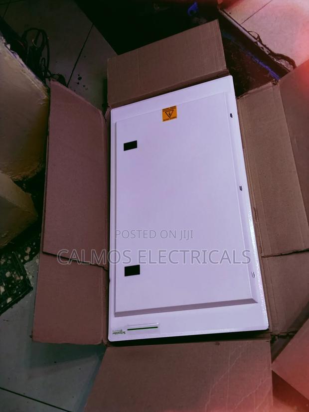 Schneider Distribution Board 16ways - thumbnail 3