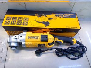 Dewalt 9 Inches Angle Grinder - thumbnail 2