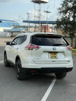 Nissan X-Trail 2015 White