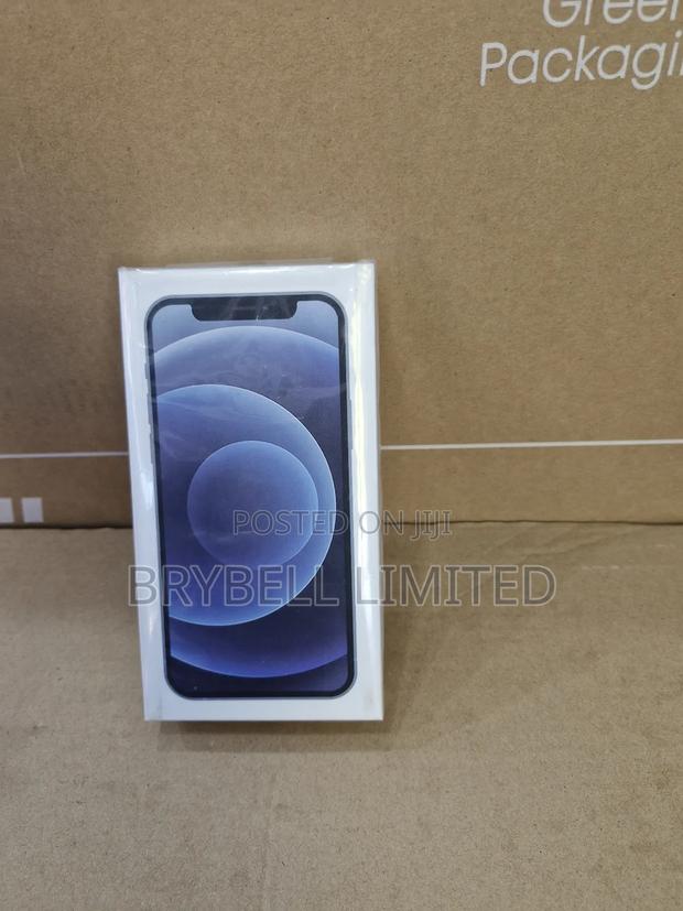 New Apple iPhone 12 128 GB Black - main view