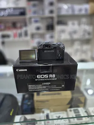 Canon Eos R8 Mirrorless Camera With Rf 24-50mm F/4.5-6.3 Is