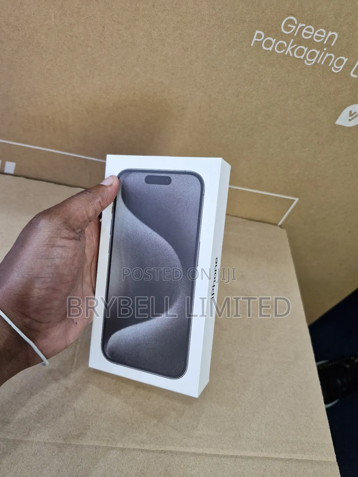 New Apple iPhone 15 Pro 256 GB Black