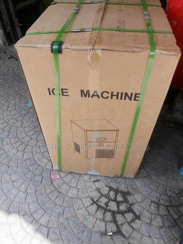 Highly Recommend 40kg Commercial Ice Cube Machine