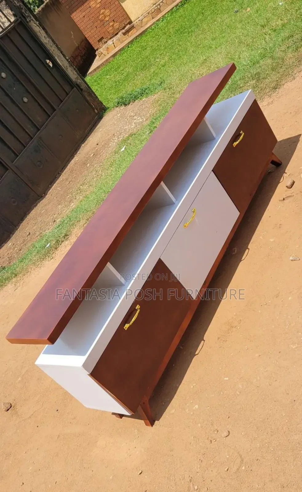 Modern Brown White Tv Stand
- 5 Ft Long
