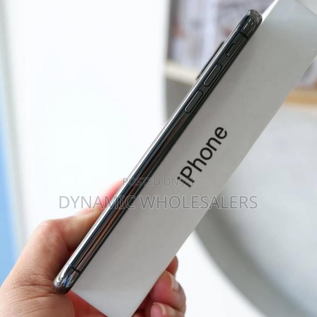 Apple iPhone X 256 GB Black - thumbnail 3