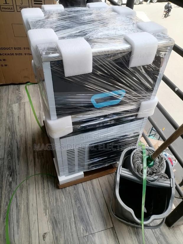 Super Excellent 40kg Ice Cube Machine - main view
