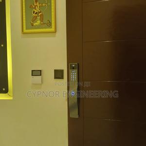 Biometric Smart Lock With 3d Face Id Unlock - thumbnail 2