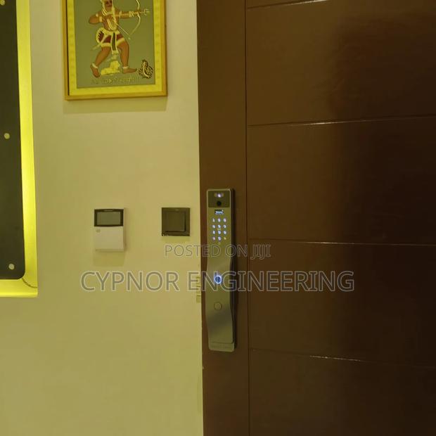 Biometric Smart Lock With 3d Face Id Unlock - main view