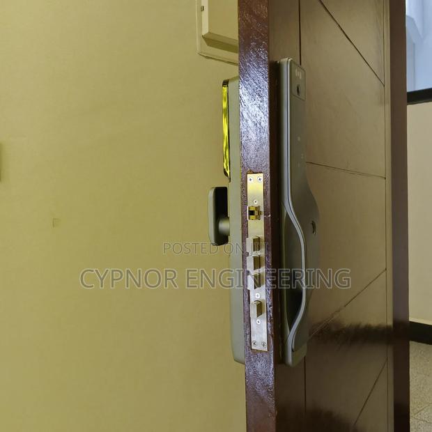 Biometric Smart Lock With 3d Face Id Unlock - thumbnail 5