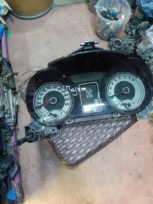 Clock Pajero Shogun