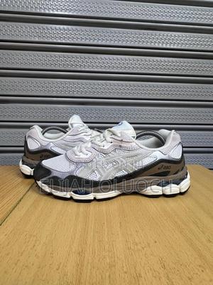 Asics Gel-Nyc Cream Mocha Is Now Accessible From Size 39-45 - main view