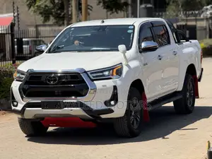 Toyota Hilux 2.4 Diesel 2020 Pearl