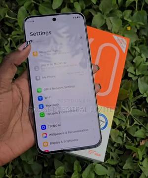 New Tecno Spark 40 Pro+ 128 GB Black - main view