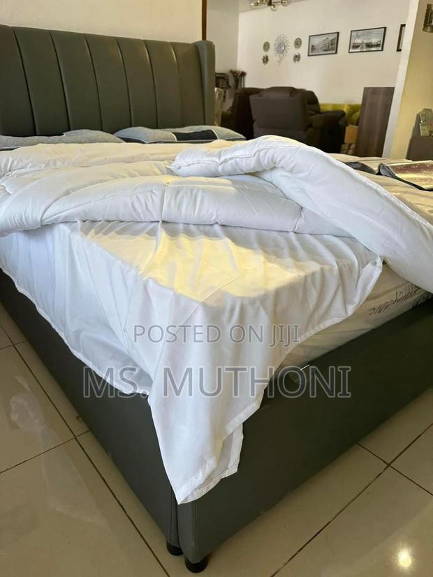 Size: 7*8 ( 250*270cm) Super Super King Size White Duvet