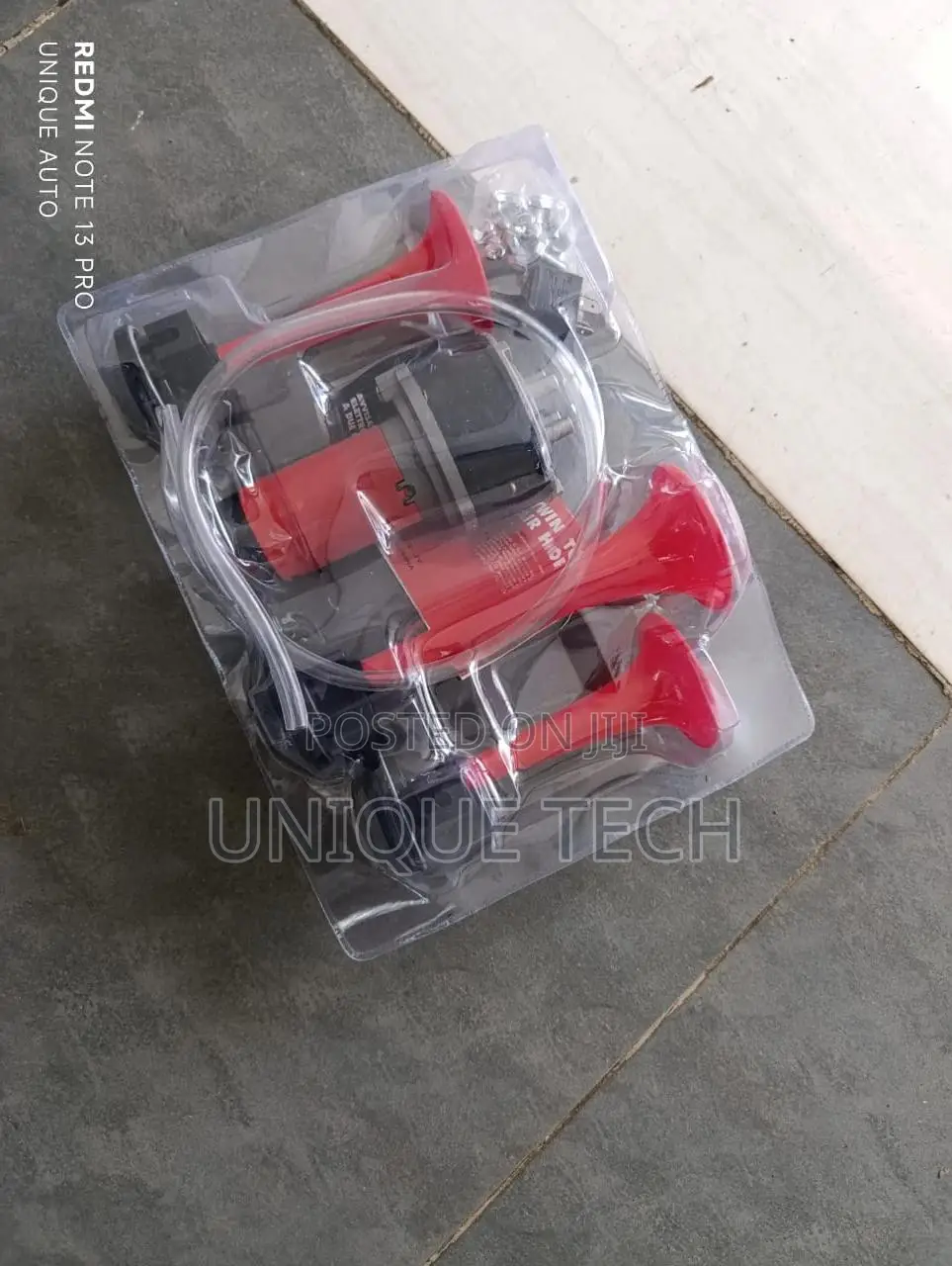 3-pipe Air Horn-triple Trumpet Design For Maximum Impact